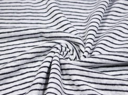 Malha de linho: a fusão moderna de tradição e inovação em têxteis